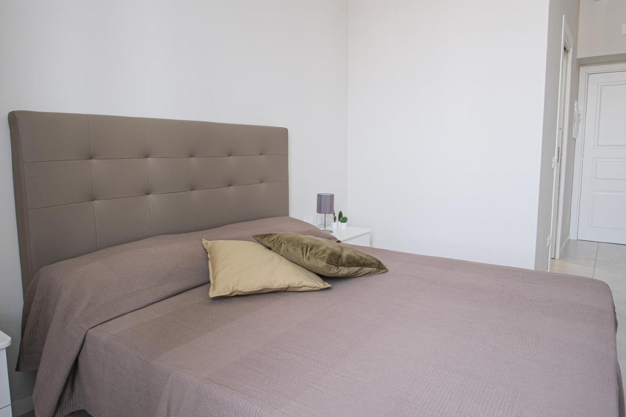 Domus Alberto Naples Exterior photo